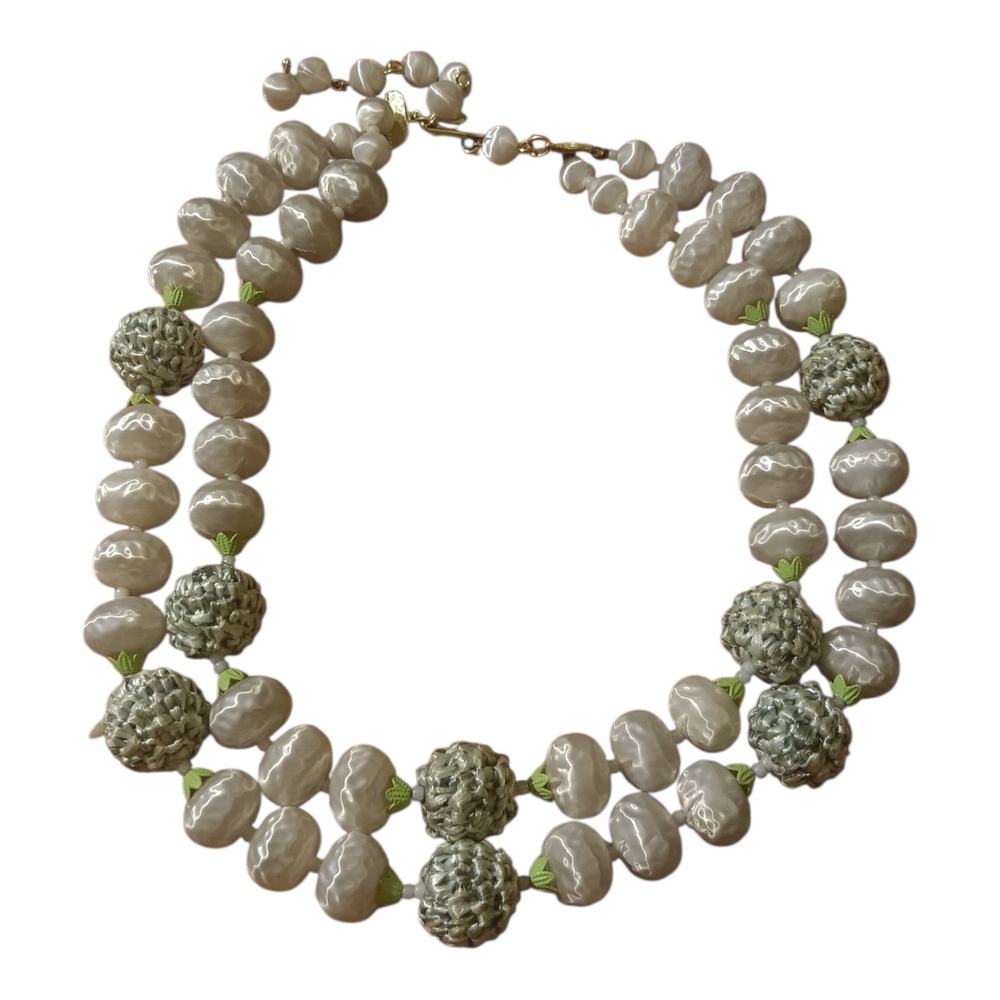 Elegant‎ Vintage Pearl and Green Beaded Necklace